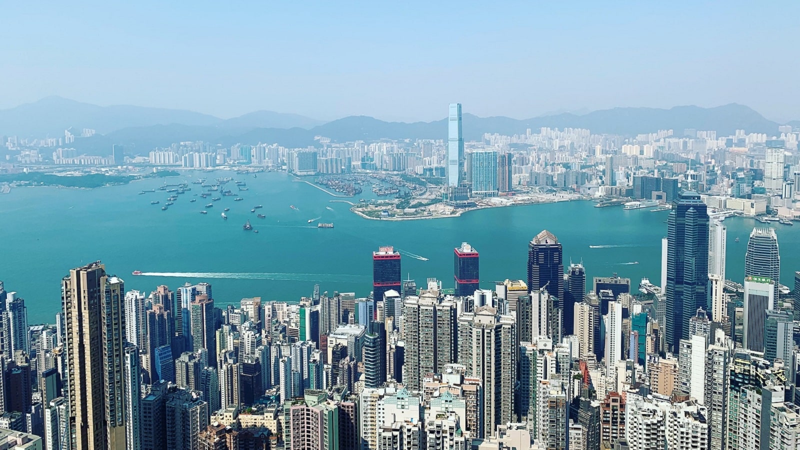 Contemporary and Traditional Lifestyles of Hong Kong · Asian Trails